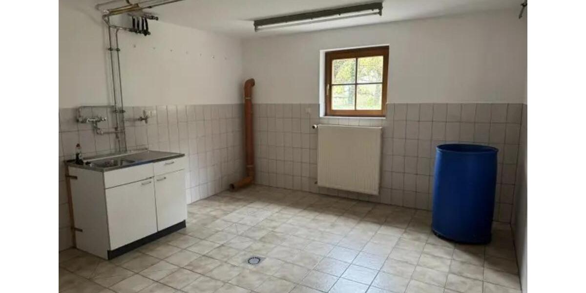 Einfamilienhaus Grünsfeld - 8 Zimmer, 266 m&sup2;, 550.000&euro; | Angebot:24693647