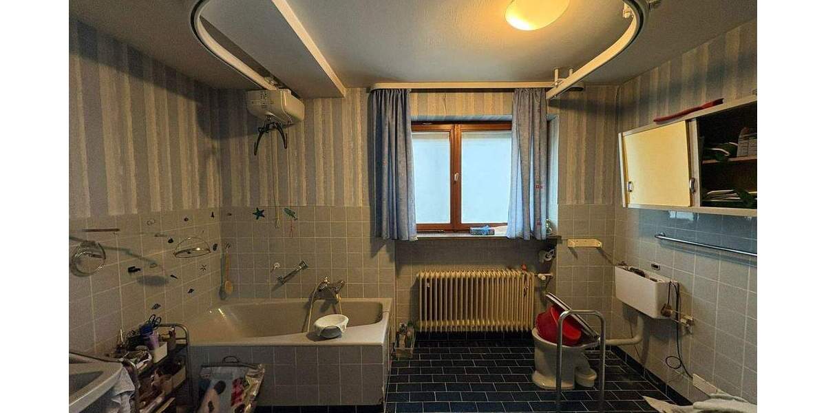 Einfamilienhaus Würzburg Frauenland - 7 Zimmer, 135 m&sup2;, 590.000&euro; | Angebot:24794484