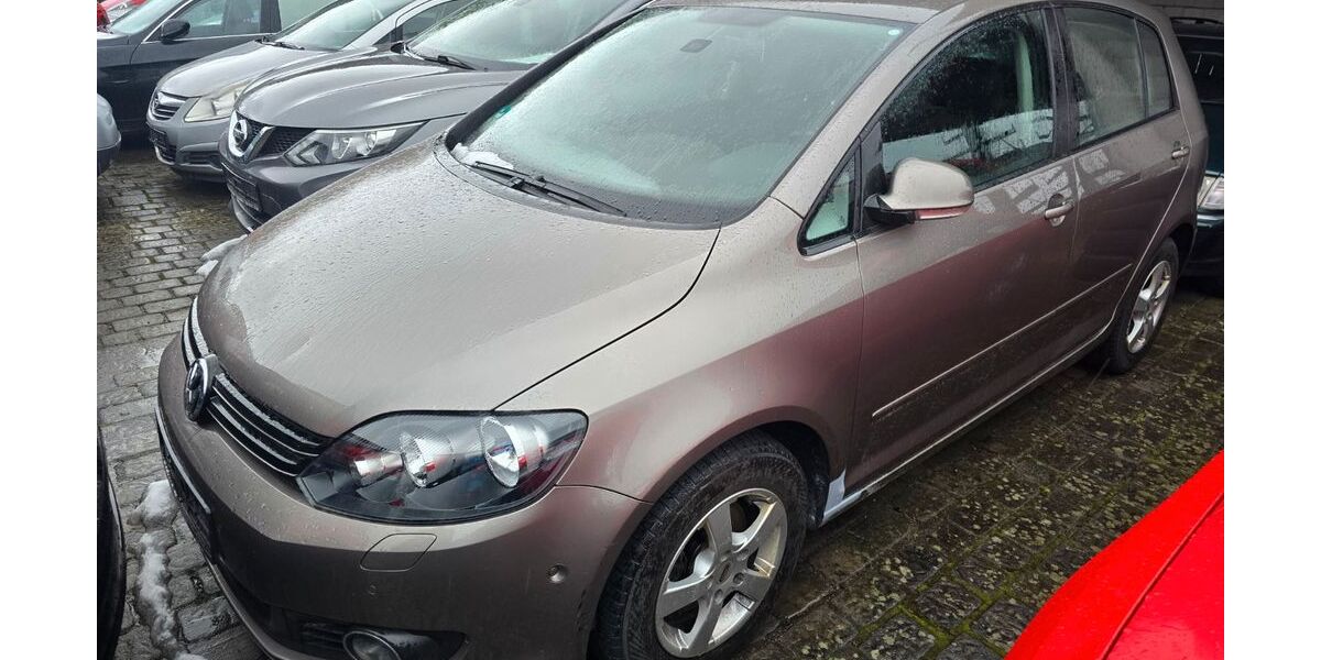 VW Golf 122.000 km 3.500 &euro; Randersacker 97236