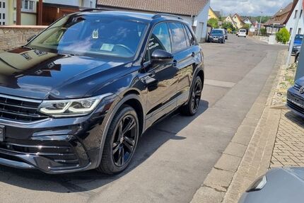 VW Tiguan 93.000 km 31.990 € Stammheim 97509