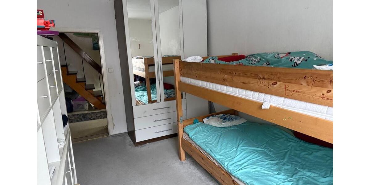 Einfamilienhaus Neubrunn - 6 Zimmer, 120 m&sup2;, 195.000&euro; | Angebot:26614656