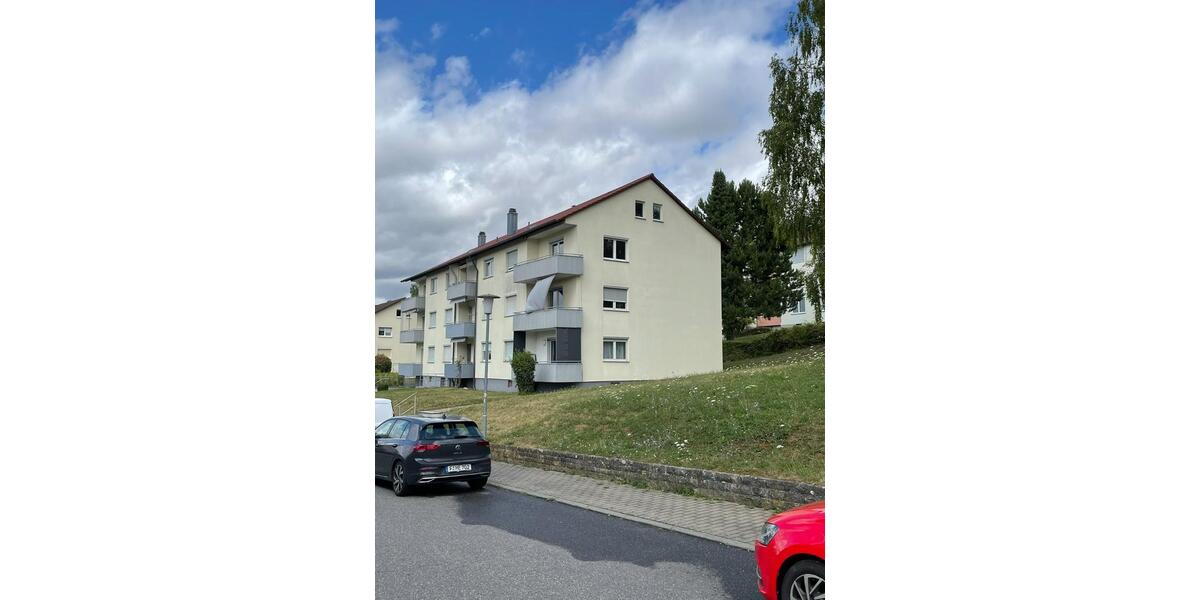 Handwerker aufgepasst. Rohbau-zwei DGWohnungen mit viel Potential 8 zimmer