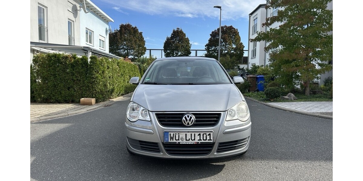 VW Polo 238.345 km 2.499 &euro; Würzburg 97070