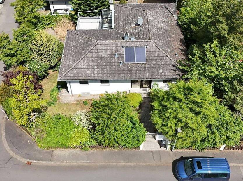 Gepflegtes Einfamilienhaus mit EinliegerWohnung - Top-Lage in Kitzingen