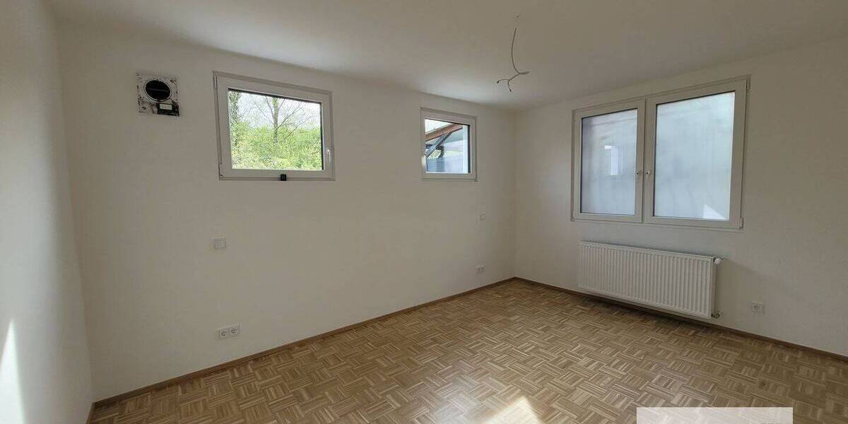 Etagenwohnung Würzburg Lindleinsmühle - 4 Zimmer, 170 m&sup2;, 2.500&euro; | Angebot:26343936