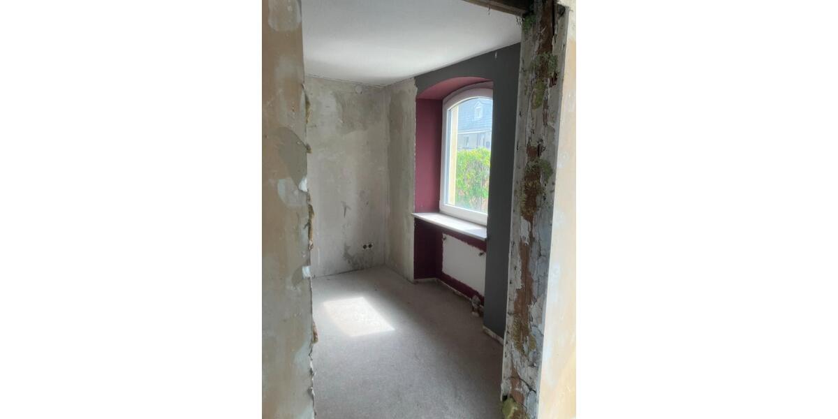Mehrfamilienhaus, Wohnhaus Giebelstadt - 8 Zimmer, 210 m&sup2;, 199.000&euro; | Angebot:26465328
