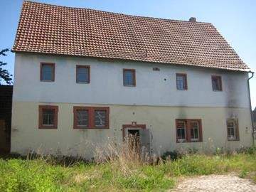 Haus Kleinlangheim - 8 Zimmer, 200 m&sup2;, 100.000&euro; | Angebot:25694568