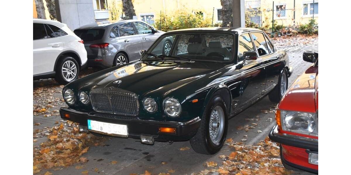 Jaguar XJ12 53.500 km 30.000 &euro; Würzburg 97070