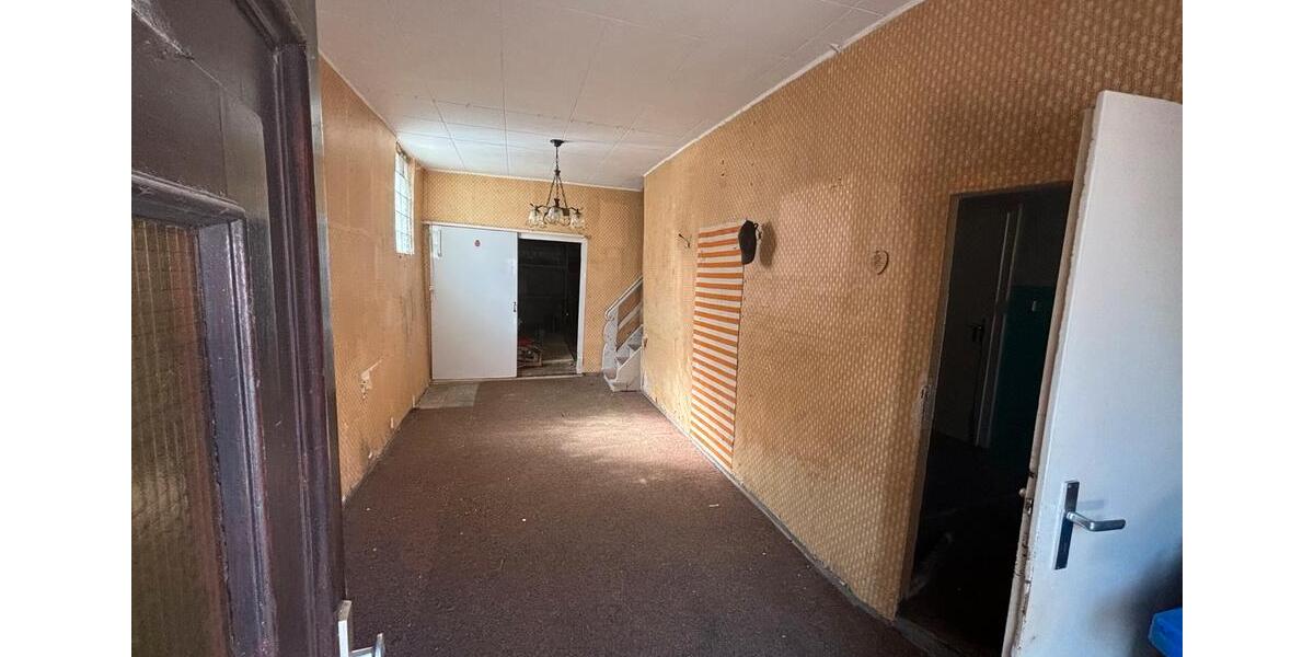 Doppelhaushälfte Dettelbach - 4 Zimmer, 152 m&sup2;, 124.000&euro; | Angebot:26044953