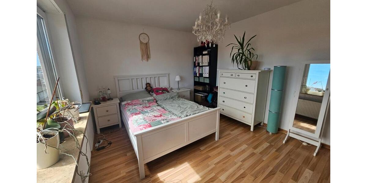 Etagenwohnung Waldbüttelbrunn - 2 Zimmer, 65 m&sup2;, 210.000&euro; | Angebot:26566899