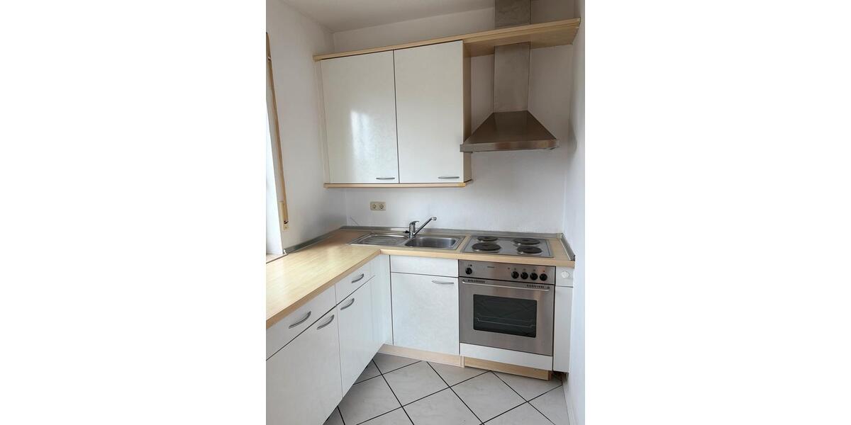Dachgeschoßwohnung Würzburg Dürrbachau - 1 Zimmer, 44 m&sup2;, 500&euro; | Angebot:26276320