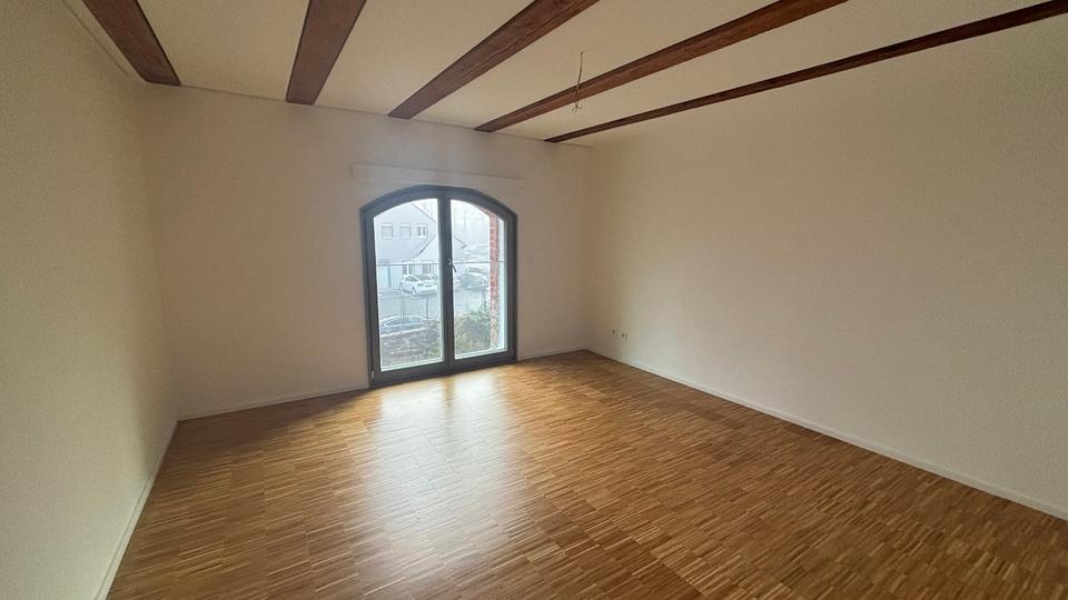 Maisonettenwohnung Würzburg Steinbachtal - 6 Zimmer, 216 m&sup2;, 2.920&euro; | Angebot:25791172