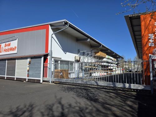 Hallen + Büro in 97076 Würzburg-Lengfeld (ID 1571) 4 zimmer