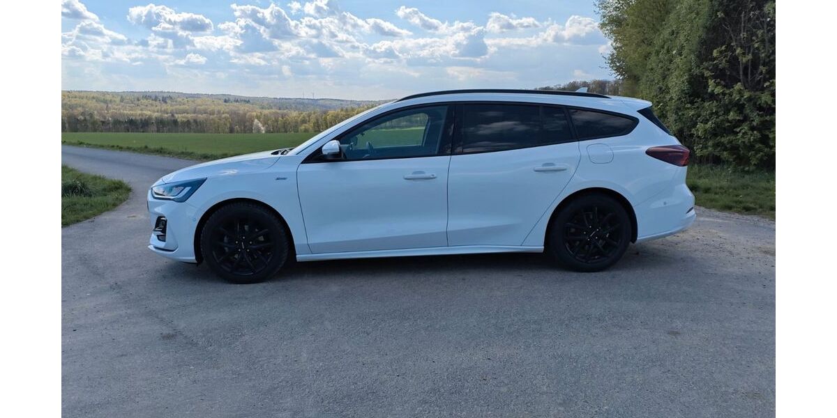 Ford Focus 35.000 km 17.500 &euro; Kist 97270