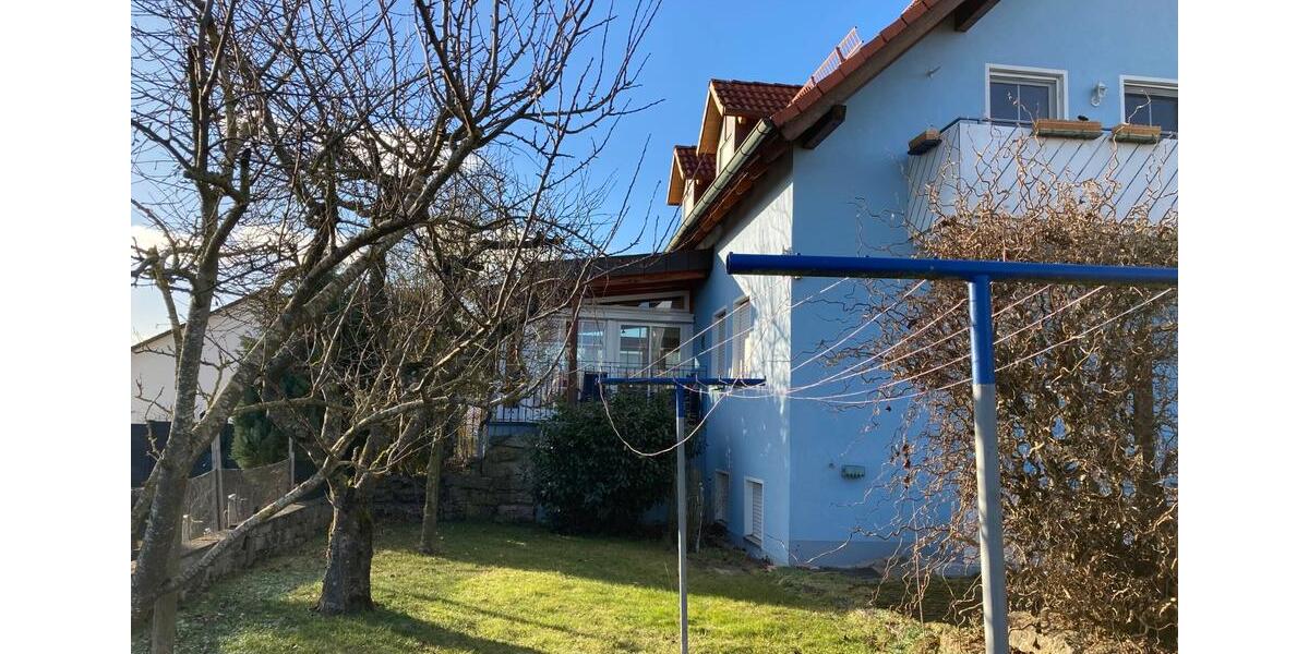 Einfamilienhaus Giebelstadt - 7 Zimmer, 248 m&sup2;, 840.000&euro; | Angebot:26833060
