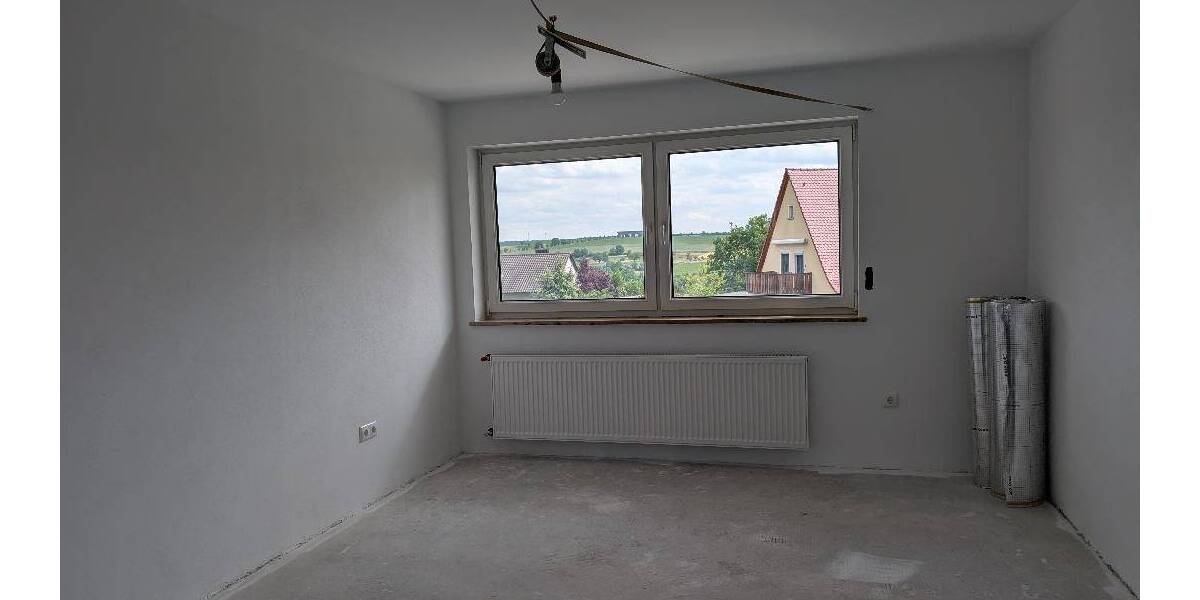 Etagenwohnung Marktbreit - 3 Zimmer, 90 m&sup2;, 900&euro; | Angebot:26910398