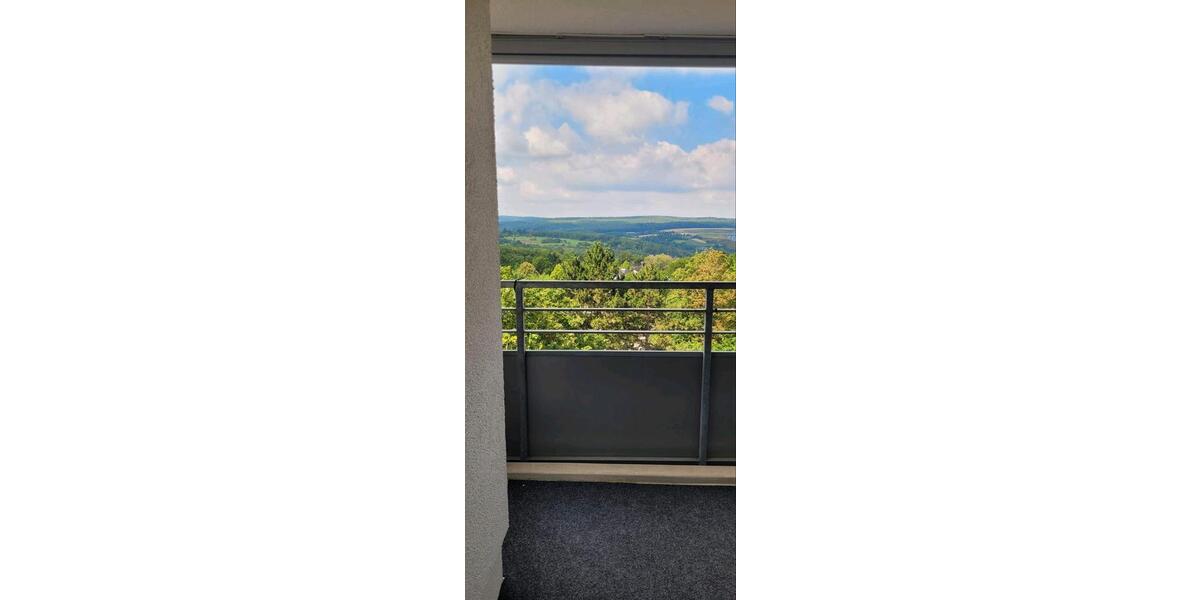 Etagenwohnung Würzburg Heuchelhof - 3 Zimmer, 86 m&sup2;, 280.000&euro; | Angebot:26828601