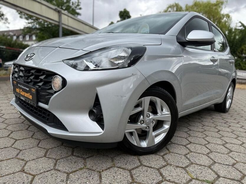 i10