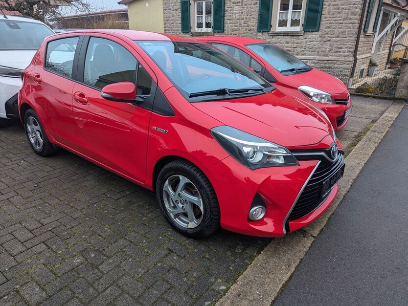 Toyota Yaris 64.100 km 10.700 € Sommerach 97334