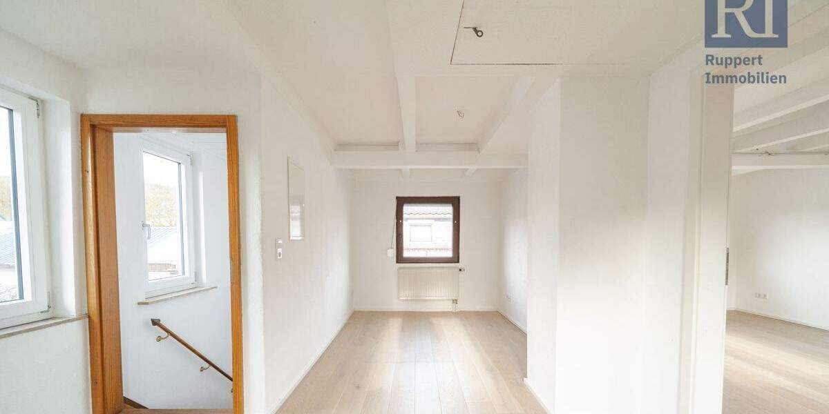 Doppelhaushälfte Würzburg Heidingsfeld - 4 Zimmer, 104 m&sup2;, 299.000&euro; | Angebot:25927657