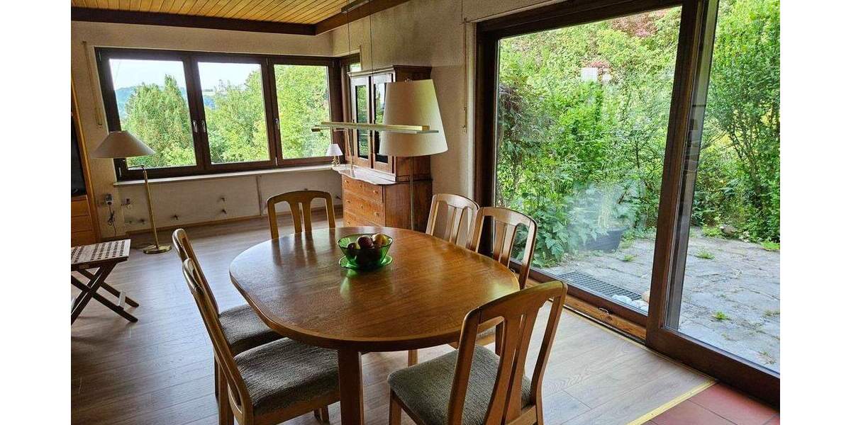 Einfamilienhaus Ochsenfurt - 8 Zimmer, 196 m&sup2;, 698.000&euro; | Angebot:25698650