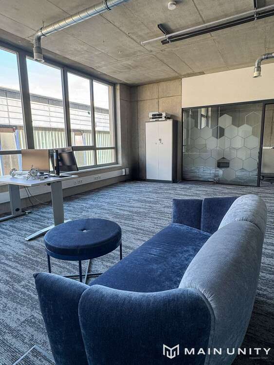 Büro in Würzburg 2.320 € 160 m²