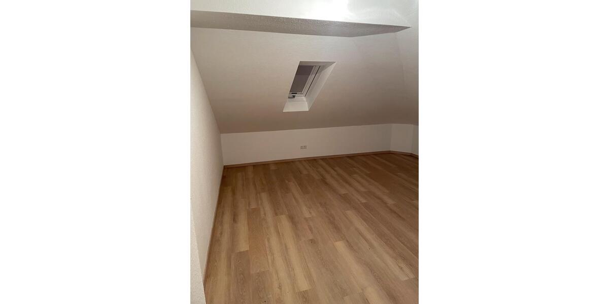 Maisonettenwohnung Würzburg Dürrbachau - 3 Zimmer, 67 m&sup2;, 980&euro; | Angebot:26649461