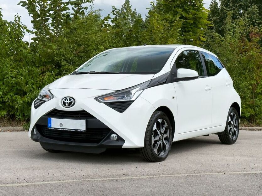 Aygo (X)
