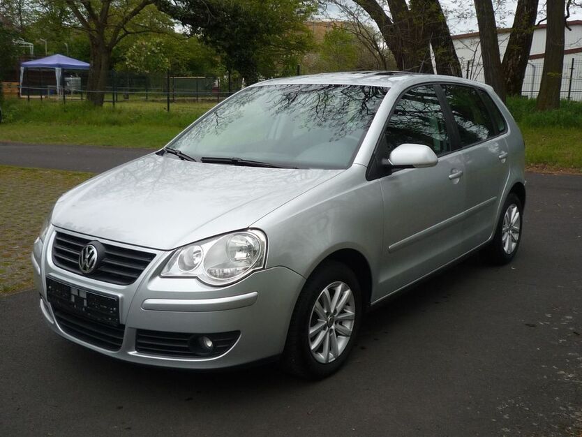 VW Polo 156.000 km 3.950 € Würzburg 97076
