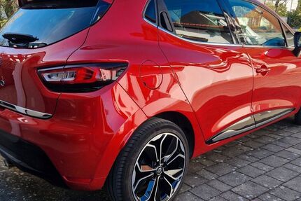 Renault Clio 40.616 km 9.500 &euro; Schwarzach 97359