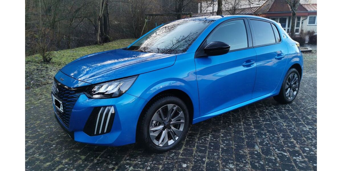 Peugeot e-208 12.500 km 22.990 &euro; Gerbrunn 97218