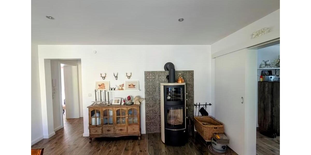 Erdgeschoßwohnung Kleinrinderfeld - 3 Zimmer, 120 m&sup2;, 310.000&euro; | Angebot:23589311