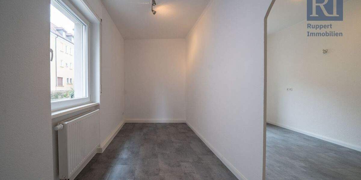 Etagenwohnung Würzburg Sanderau - 3 Zimmer, 94 m&sup2;, 425.000&euro; | Angebot:25773120