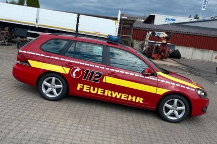 VW Golf 103.832 km 8.200 € Zellingen 97225