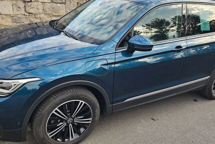 VW Tiguan 63.000 km 27.999 &euro; Estenfeld 97230