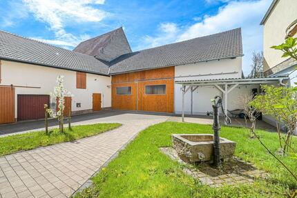 Haus Arnstein - 10 Zimmer, 260 m&sup2;, 499.000&euro; | Angebot:24554226