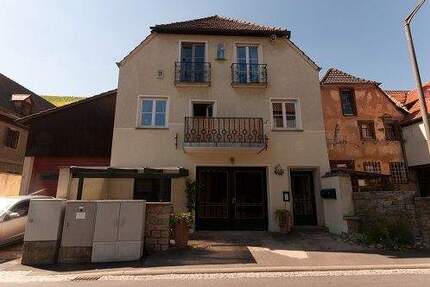 Haus Volkach Escherndorf - 9 Zimmer, 348.000&euro; | Angebot:23948243