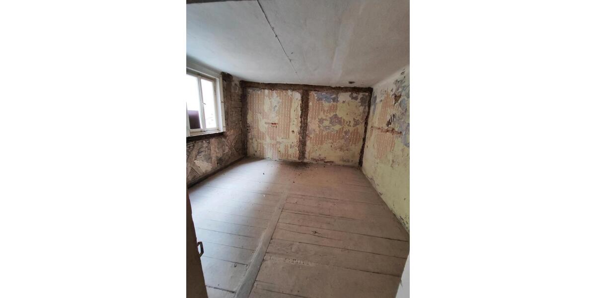 Mehrfamilienhaus, Wohnhaus Volkach - 68.000&euro; | Angebot:23188679