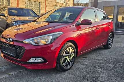 Hyundai i20 115.000 km 6.990 &euro; Würzburg 97076