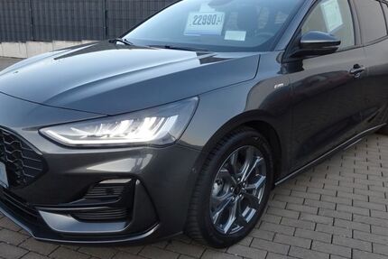 Ford Focus 17.150 km 22.990 &euro; Tauberbischofsheim 97941