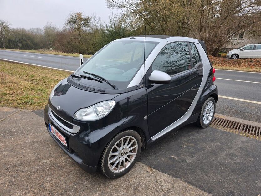 Smart ForTwo 160.000 km 3.100 € Randersacker 97236