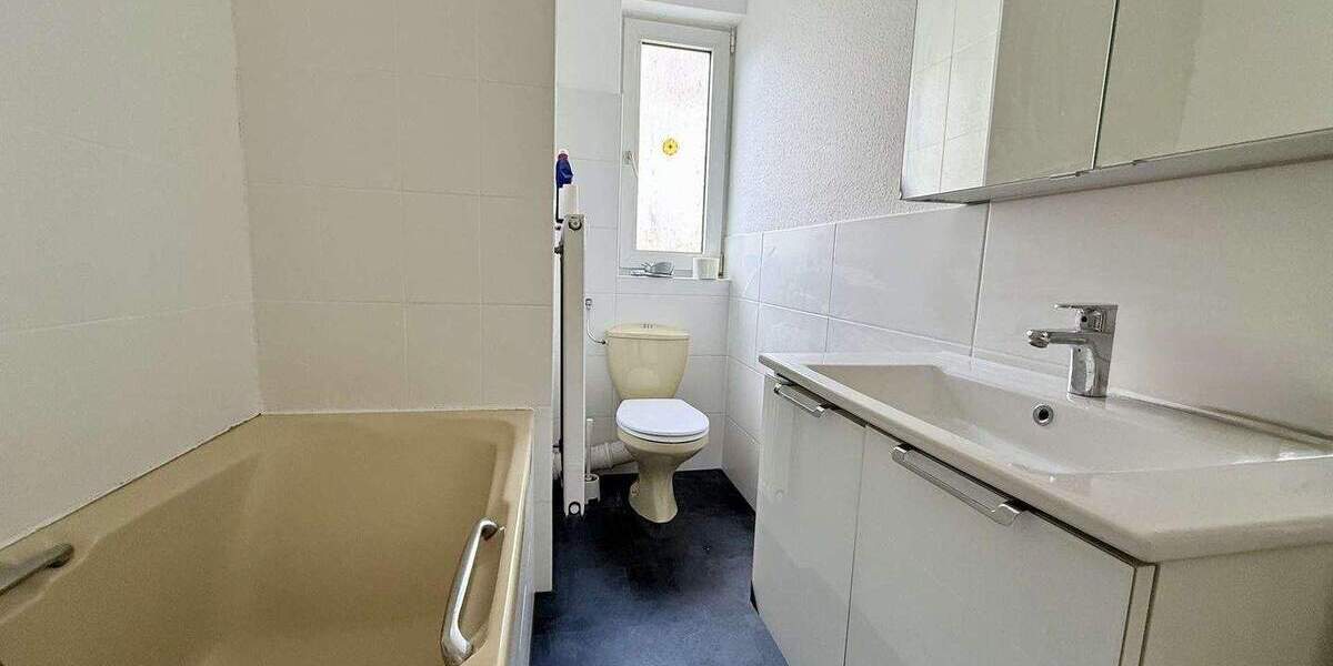 Mehrfamilienhaus, Wohnhaus Gerbrunn - 1 Zimmer, 310 m&sup2;, 690.000&euro; | Angebot:24436270