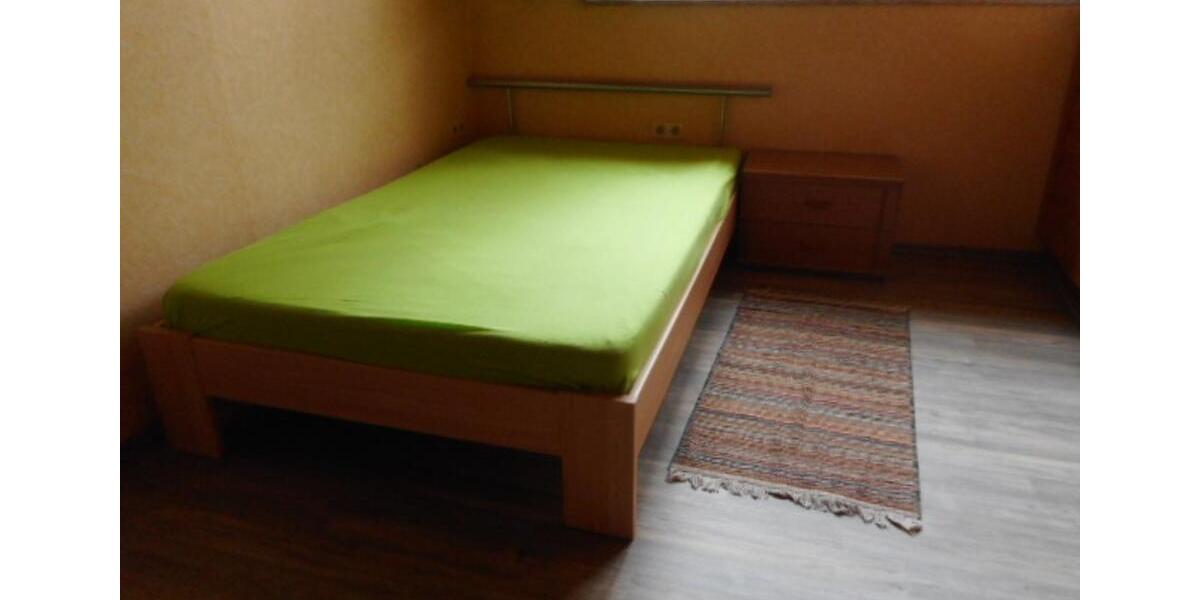 Etagenwohnung Rödelsee - 5 Zimmer, 135 m&sup2;, 1.000&euro; | Angebot:24739420