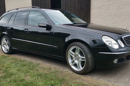 Mercedes-Benz E 320 215.000 km 7.500 € Martinsheim 97340