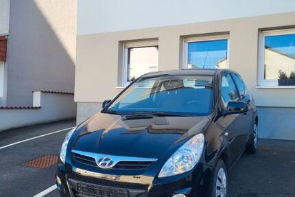 Hyundai i20 119.975 km 2.500 € Großrinderfeld 97950