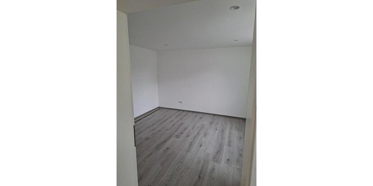 Erdgeschoßwohnung Bütthard - 3 Zimmer, 94 m&sup2;, 700&euro; | Angebot:26490371