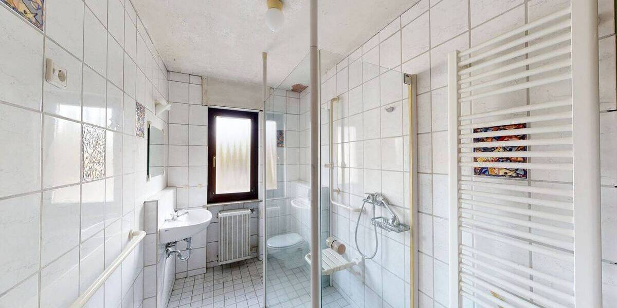 Mehrfamilienhaus, Wohnhaus Zellingen - 6 Zimmer, 166 m&sup2;, 390.000&euro; | Angebot:26204205