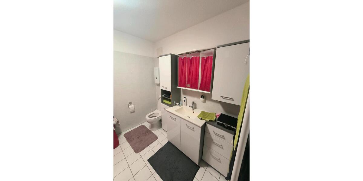 Etagenwohnung Rottendorf - 4 Zimmer, 123 m&sup2;, 1.090&euro; | Angebot:25017965