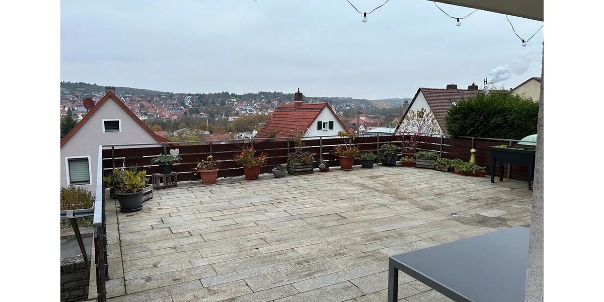 Doppelhaushälfte Ochsenfurt - 5 Zimmer, 150 m&sup2;, 1.500&euro; | Angebot:27617128