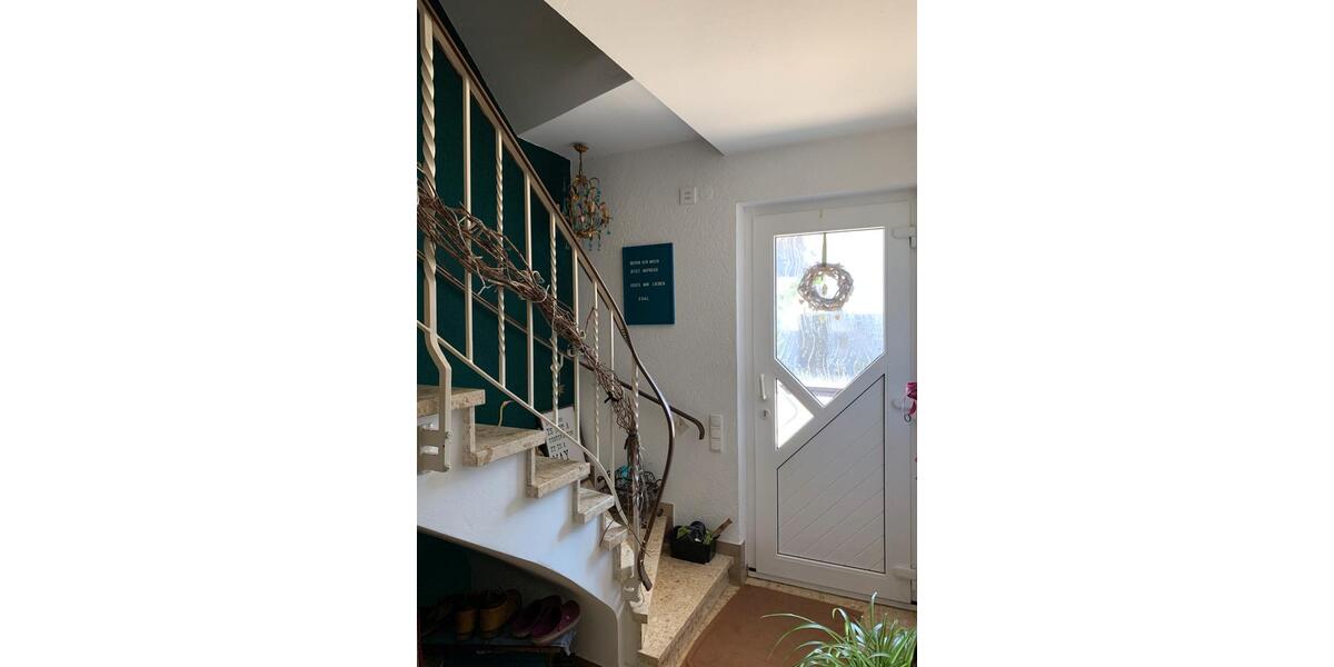 Einfamilienhaus Kolitzheim - 8 Zimmer, 260 m&sup2;, 749.000&euro; | Angebot:27162518